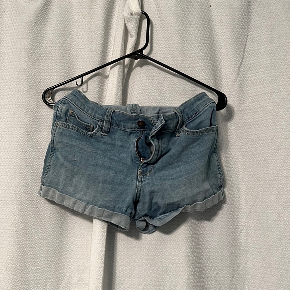 Hollister size 5 (27) shorts